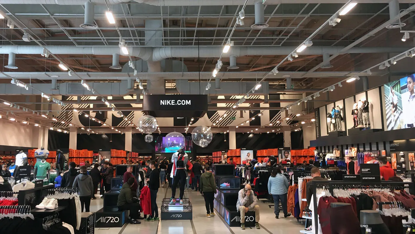 DCG Aluminium Adjustable Round Diffusers Installed in Nike Factory Store