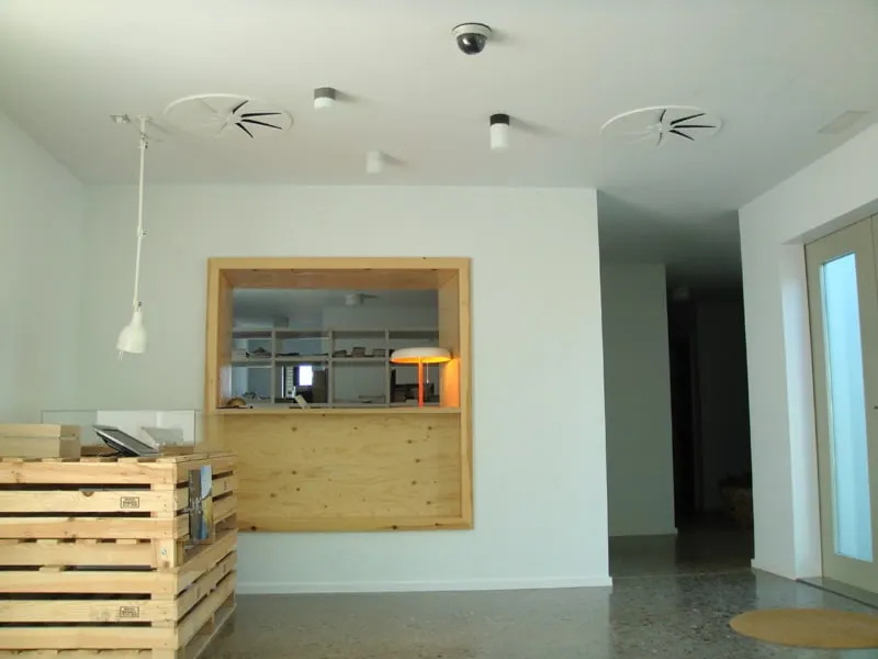 OTO-C Star Swirl Diffuser Modern Hotel Reception